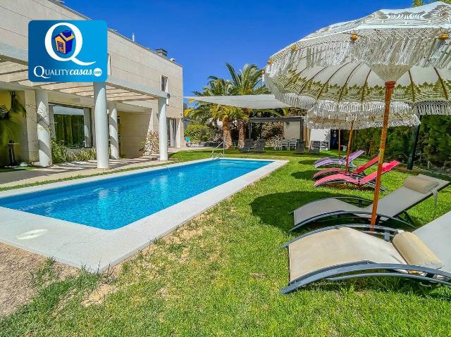 Chalet en venta en Casco Antiguo - Santa Cruz - Ayuntamiento, l'Alacantí