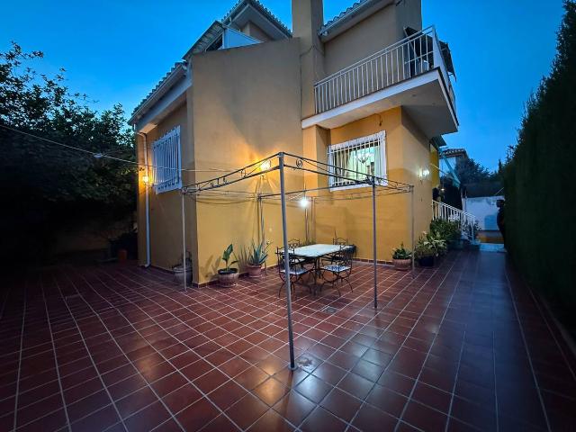 Chalet en venta en Comarca de la Vega de Granada, Andalucía