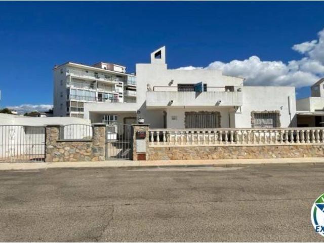 Chalet en venta en la Muntanyeta, Alt Empordà