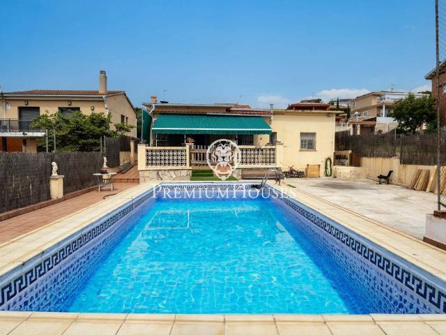 Villa en venta en Vilanova I La Geltrú, Centrevila