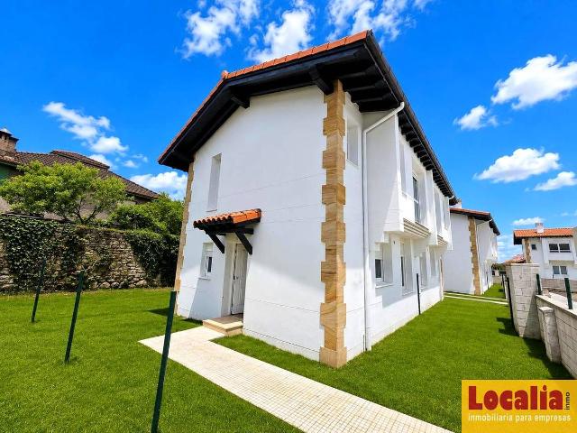Chalet en venta en La Abadilla, Santa María De Cayón