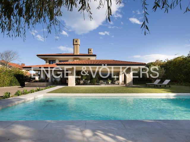 Chalet en venta en Elexalde, Getxo