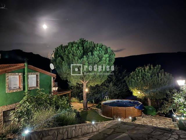 Chalet en venta en Santa María De La Alameda, Madrid