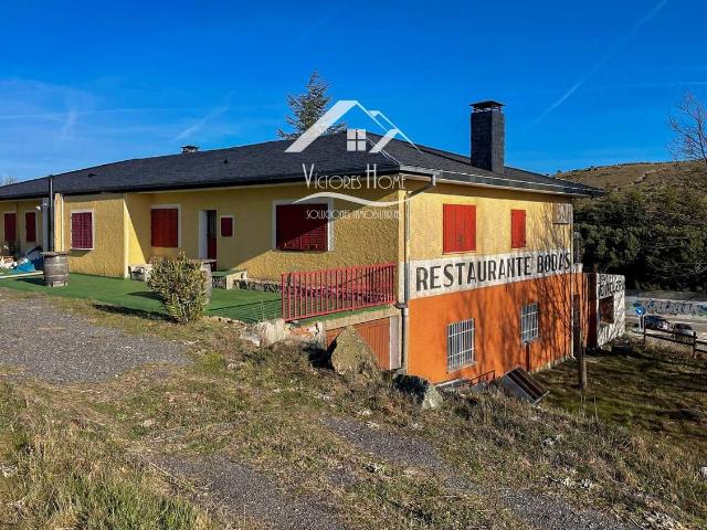Chalet en venta en Santa María De La Alameda, Madrid