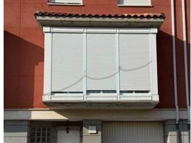 Chalet en venta en Santa María Del Páramo, Castilla y León