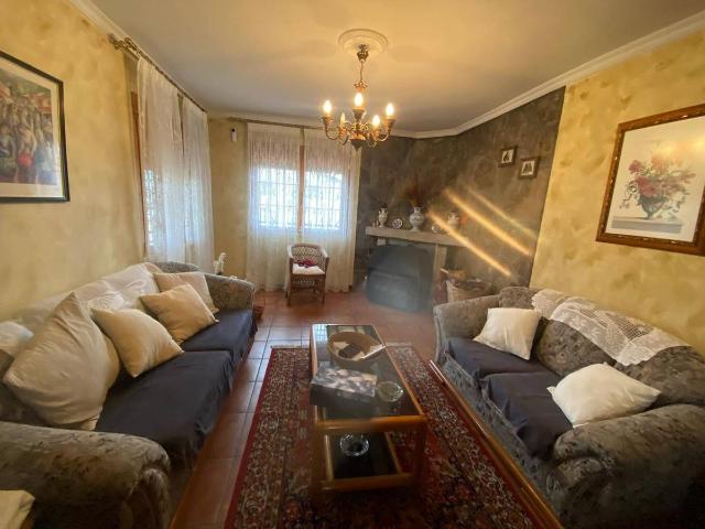 Villa en venta en Santa María Del Tiétar