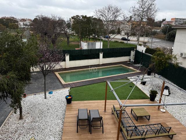 Villa en venta en Cubelles, Barri de la Creu