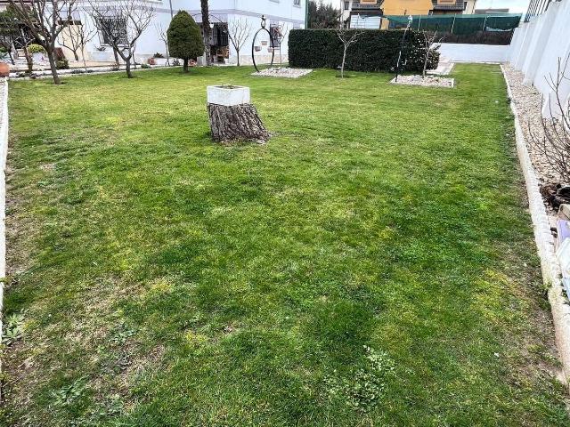 Chalet en venta en Valdelagua, Santa Marta De Tormes