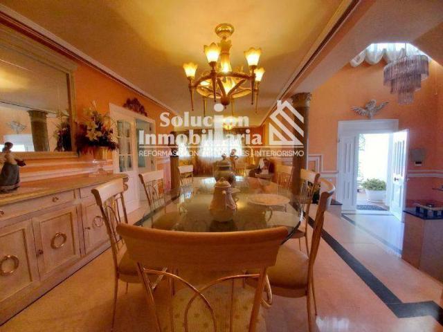 Villa en venta en Santa Marta De Tormes, Las Luminarias