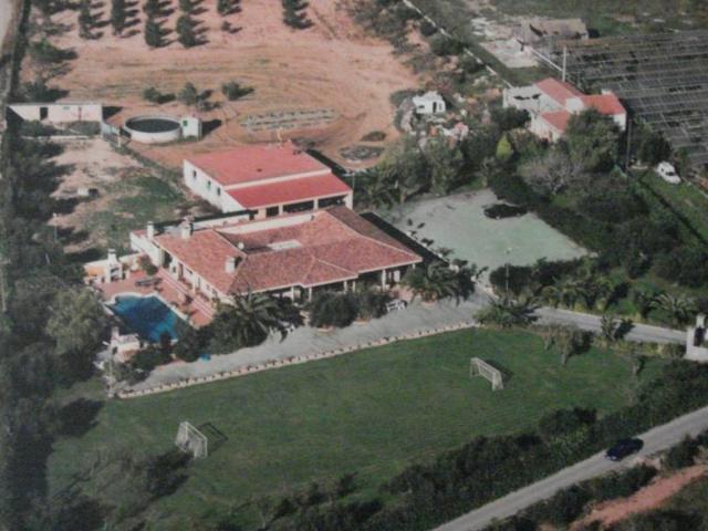 Villa en venta en Santa Oliva