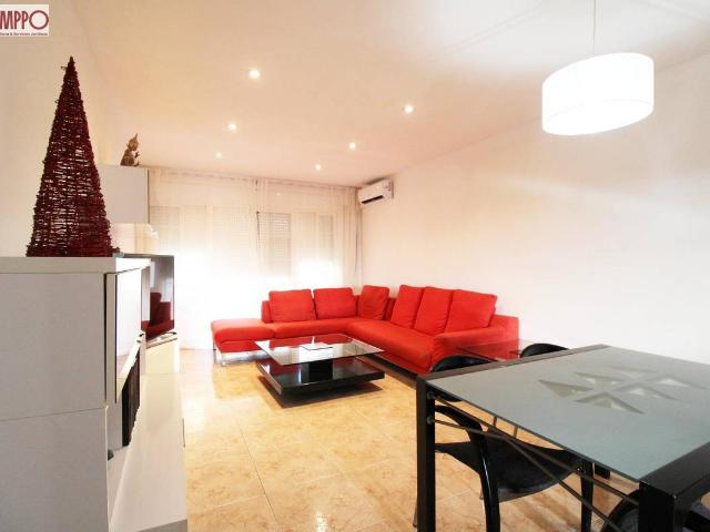 Villa en venta en Santa Oliva