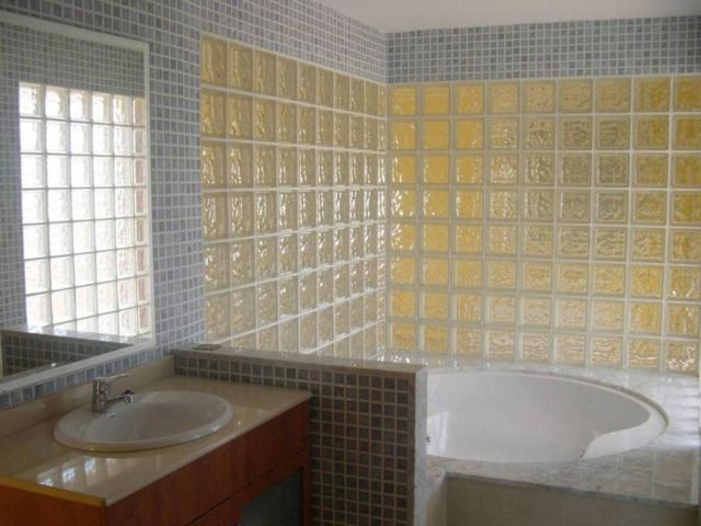 Villa en venta en Santa Oliva