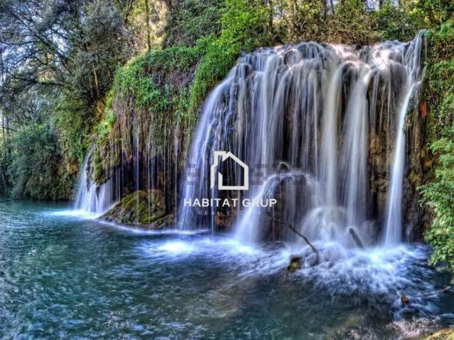 Chalet en venta en Santa Pau