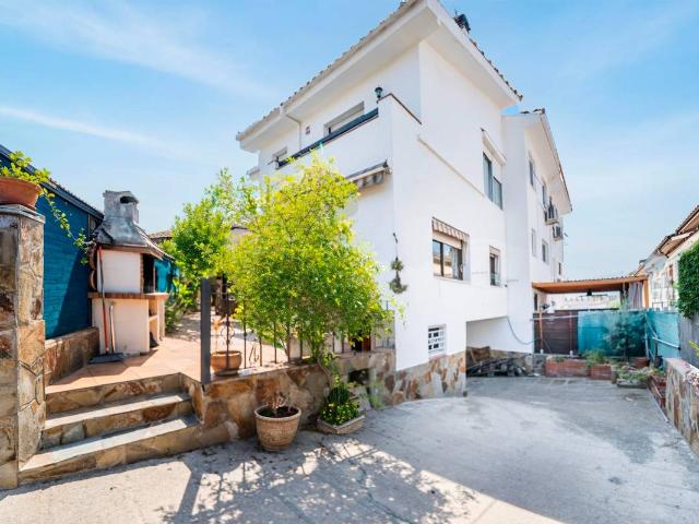 Chalet en venta en la Florida, Vallès Occidental