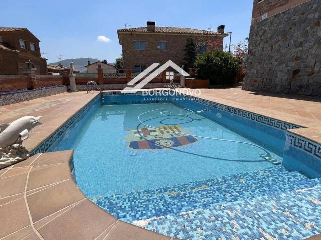 Chalet en venta en la Florida, Santa Perpètua De Mogoda