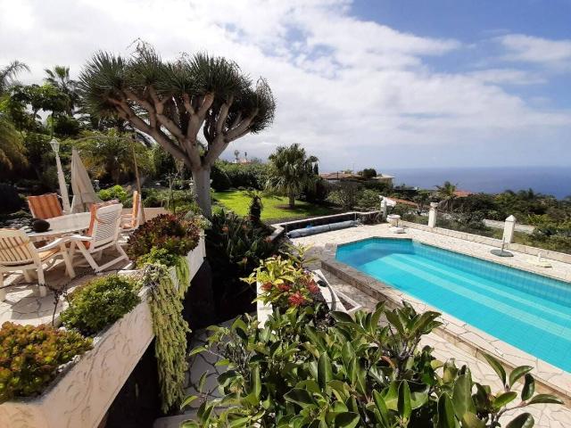 Chalet en venta en Santa Úrsula, Canarias