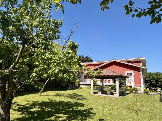 Chalet en venta en Herrán, Santillana Del Mar