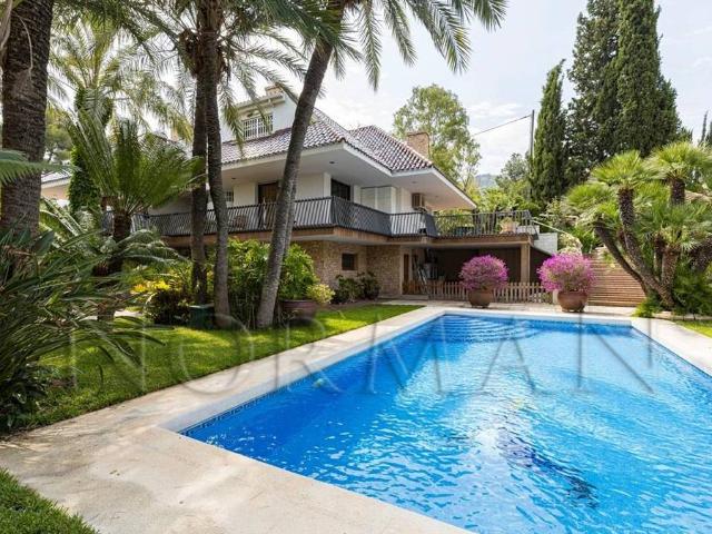 Villa en venta en Murcia, Murcia