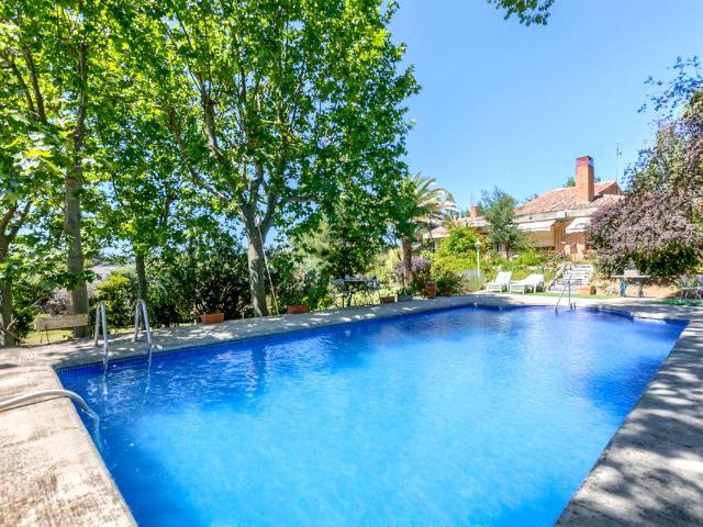 Chalet en venta en Algete, Madrid