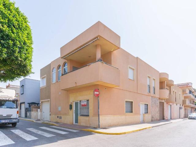 Villa en venta en El Ejido