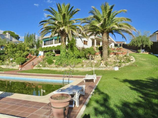 Chalet en venta en Algete, Madrid