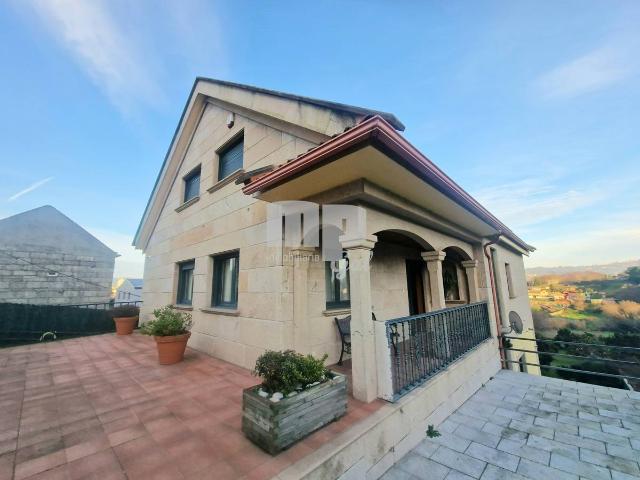 Chalet en venta en Vigo
