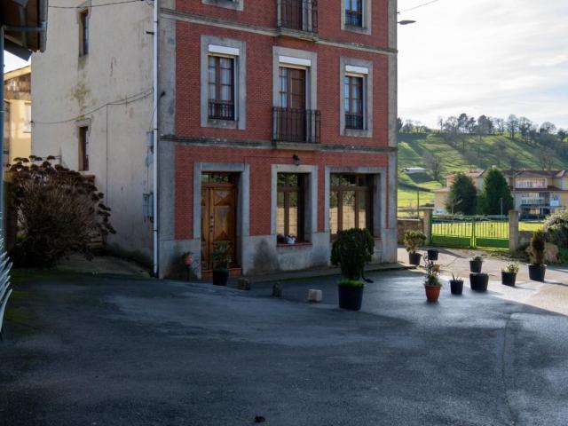 Villa en venta en Sariego