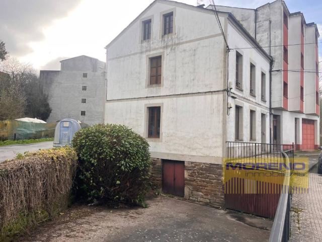 Chalet en venta en Sarria