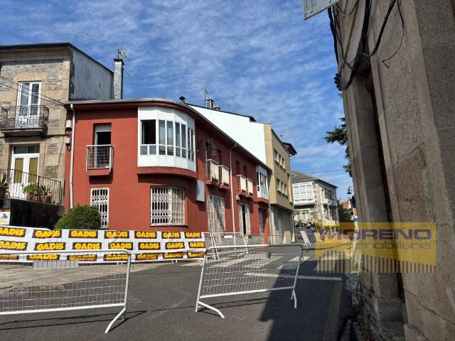 Chalet en venta en Sarria