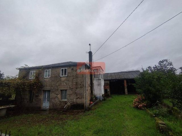 Chalet en venta en Sarria