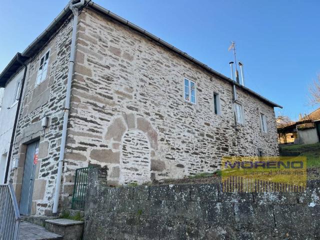 Chalet en venta en Sarria