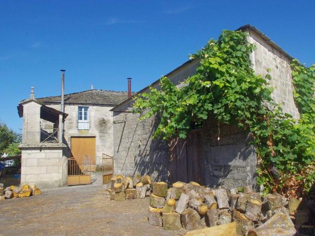 Chalet en venta en Sarria