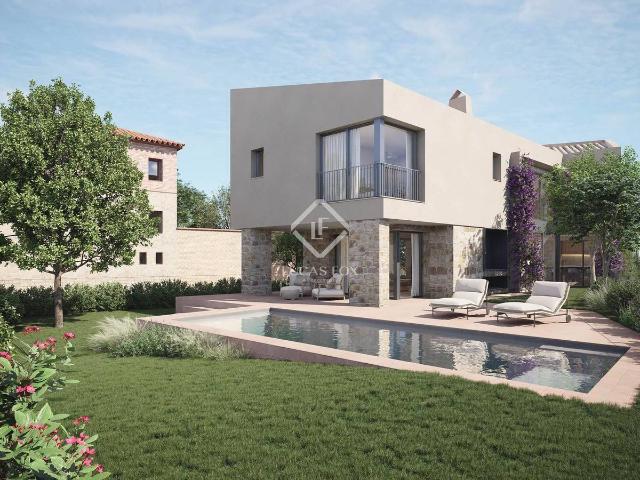 Villa en venta en Saus