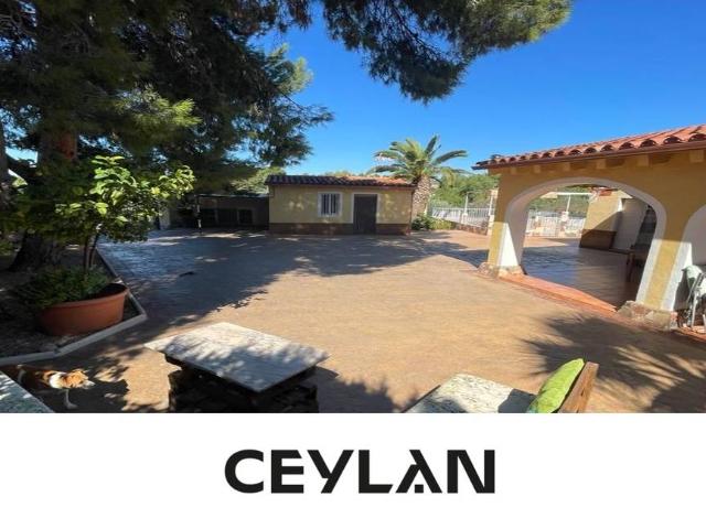 Chalet en venta en l'Alt Vinalopó / El Alto Vinalopó, Valencia