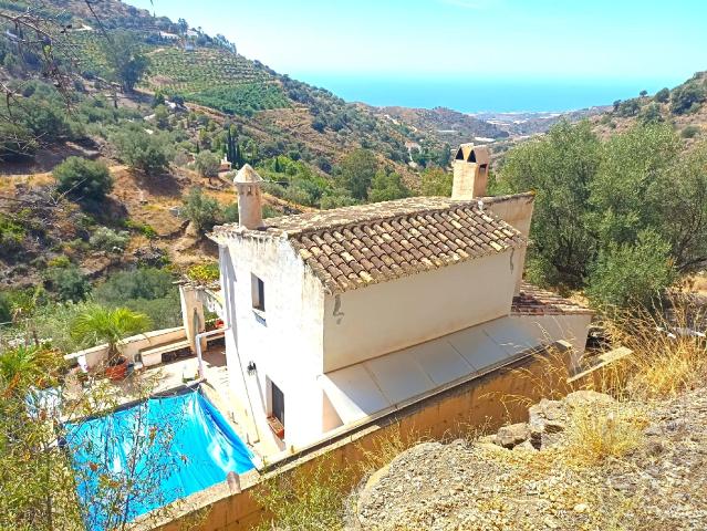 Villa en venta en Sayalonga