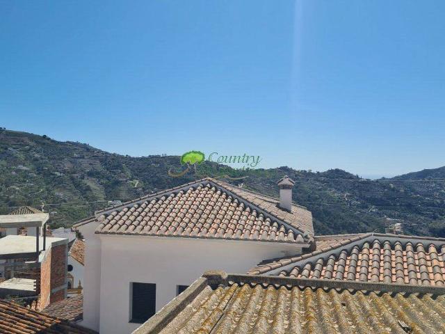 Chalet en venta en Sayalonga