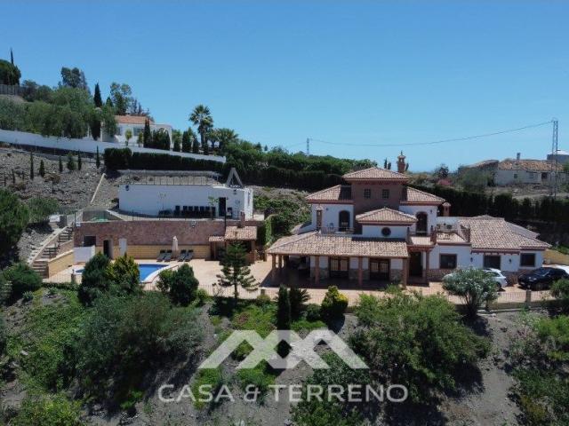 Chalet en venta en Sayalonga