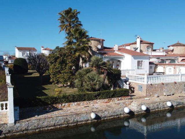 Chalet en venta en Empuriabrava, Alt Empordà