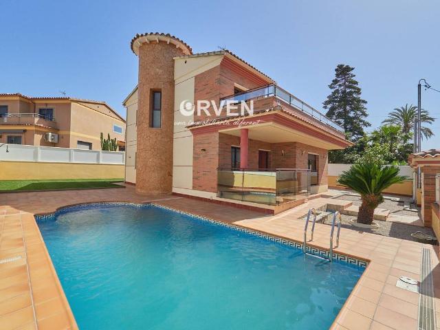 Chalet en venta en Calafell, Baix Penedès