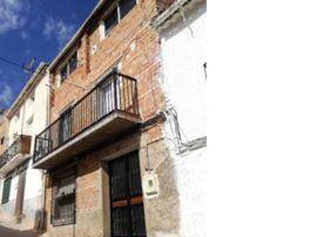 Villa en venta en Segura De La Sierra