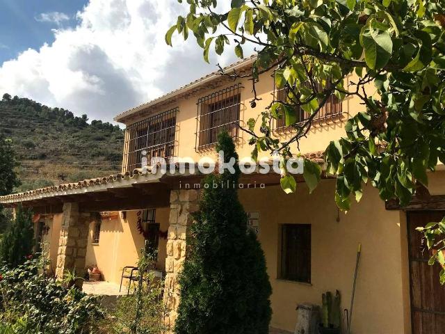 Chalet en venta en la Marina Baixa, Valencia