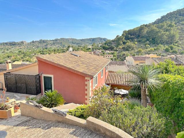 Villa en venta en Selva, Camarata