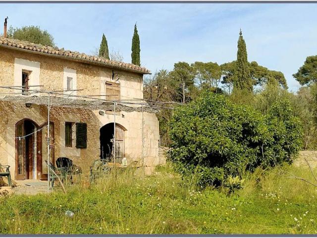 Villa en venta en Selva, Camarata