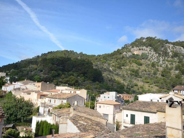 Villa en venta en Selva, Camarata
