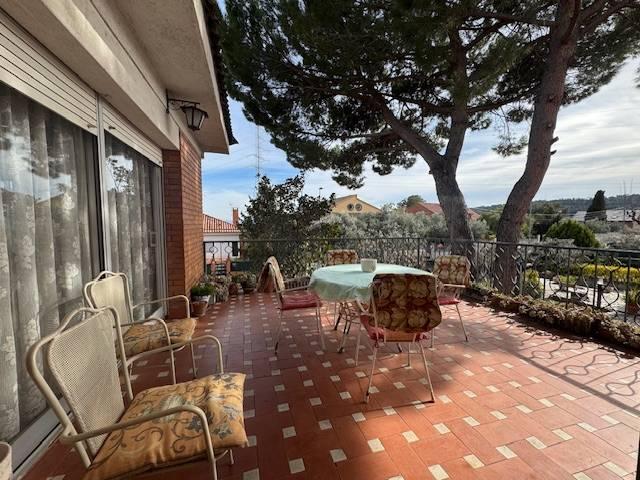Villa en venta en Sentmenat