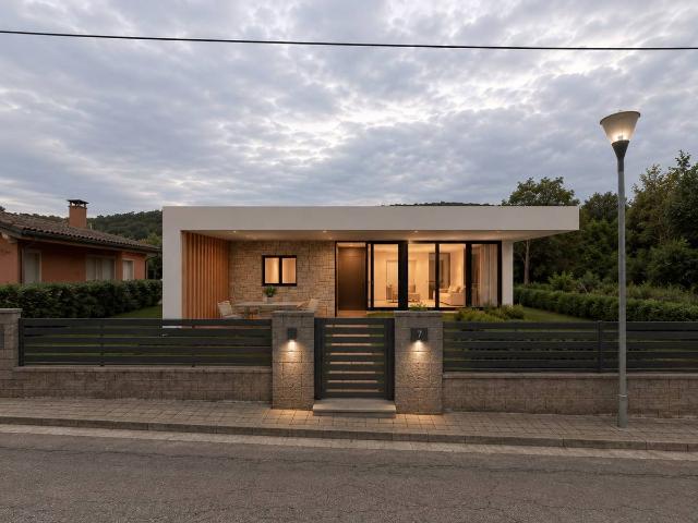 Chalet en venta en Pla de l'Estany, Catalunya