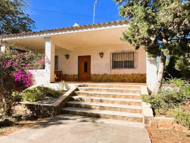Chalet en venta en el Camp de Túria, Valencia