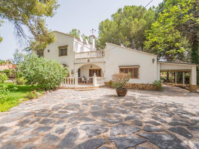 Chalet en venta en el Camp de Túria, Valencia