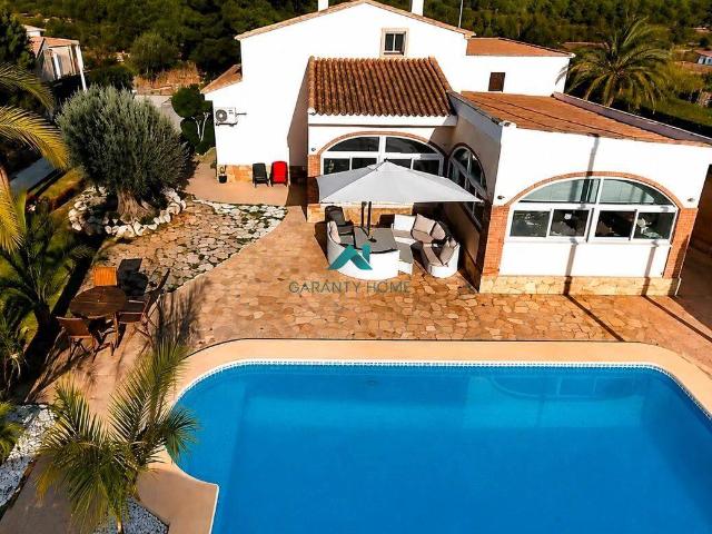 Chalet en venta en el Camp de Túria, Valencia