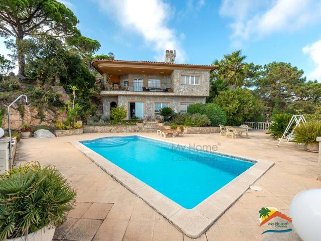 Villa en venta en Lloret De Mar